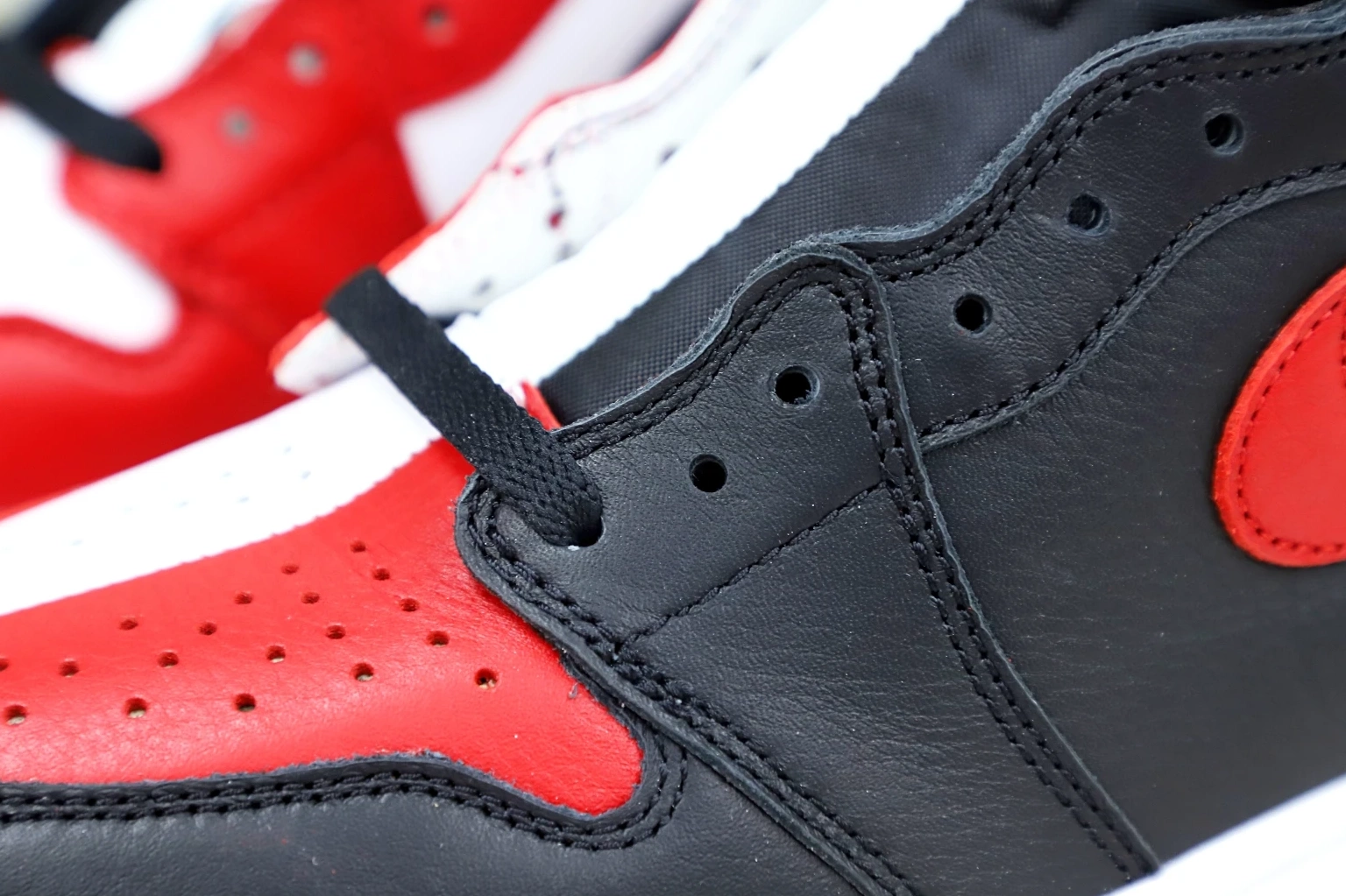 'HOMAGE NRG Kimikick HIGH RETRO OG TO 1919 JORDAN 1 AIR EXCLUSIVE CHICAGO HOME' ModernLook 0601